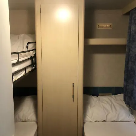 Brevar Vakantie - *