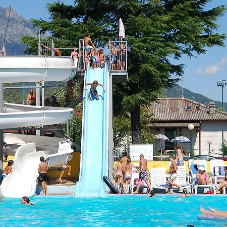 Brevar Vakantie - *